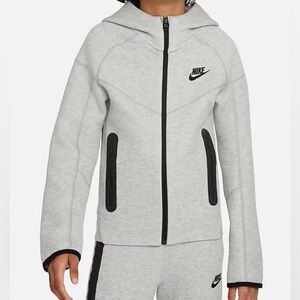 Nike Sportswear Tech Fleece NWOT